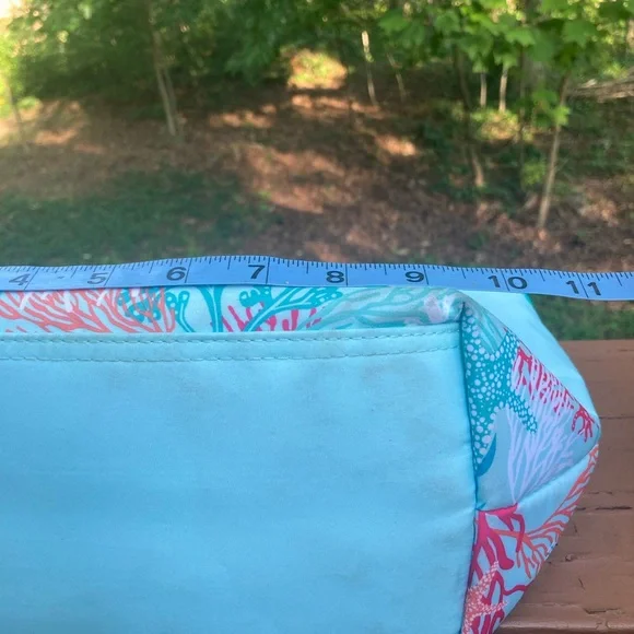 Tupperware ocean theme lunchbox - Picture 6 of 7